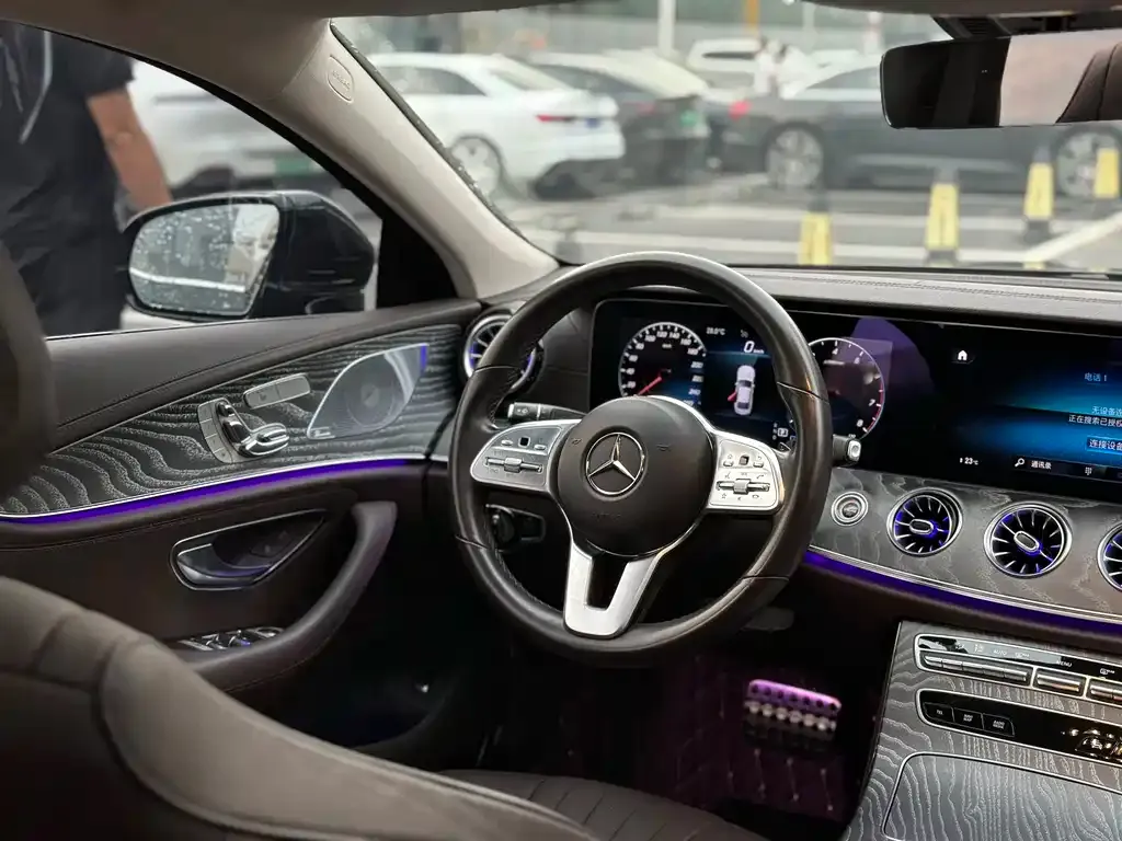 Mercedes-Benz CLS — фото 2