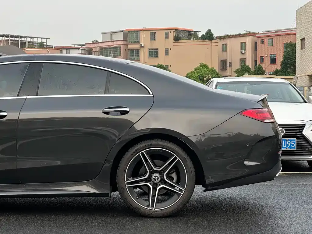 Mercedes-Benz CLS — фото 6