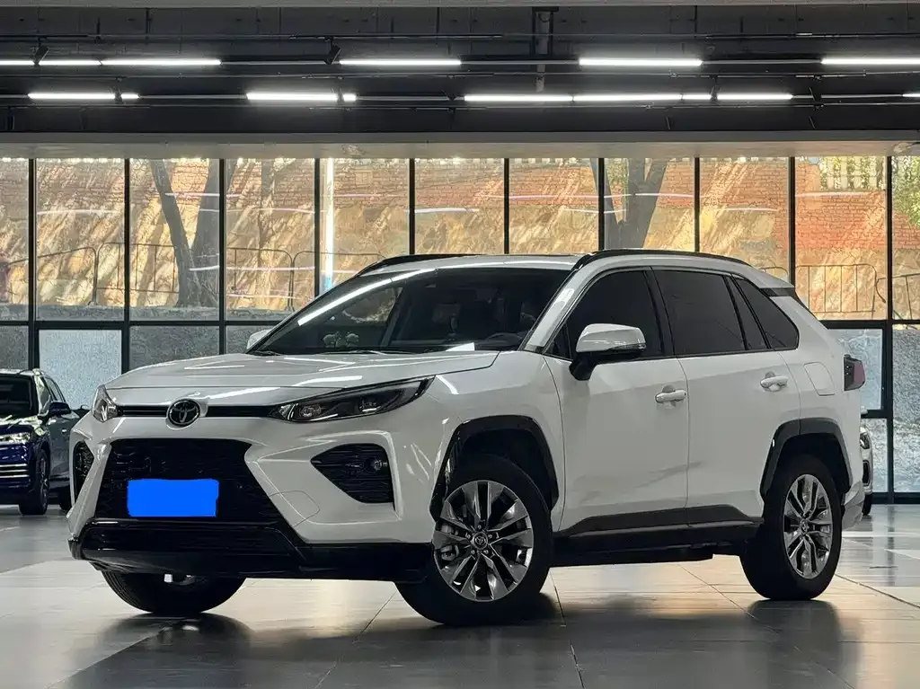 Toyota Wildlander — фото 1