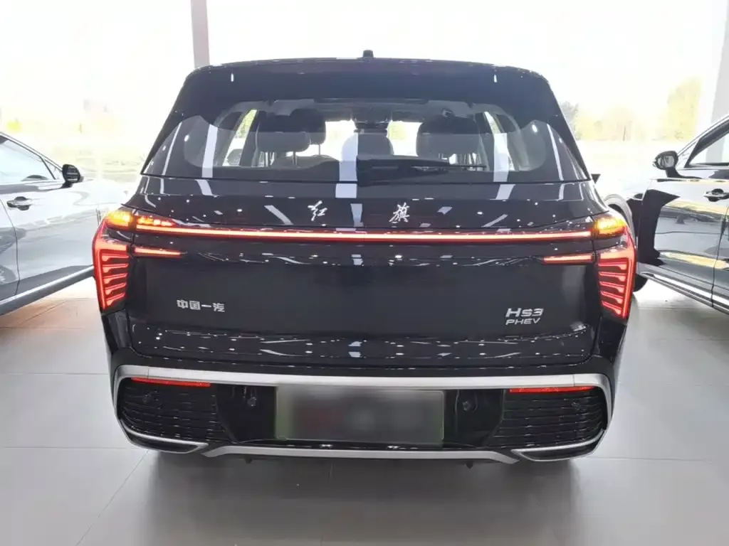 Hongqi HS3 PHEV — фото 4