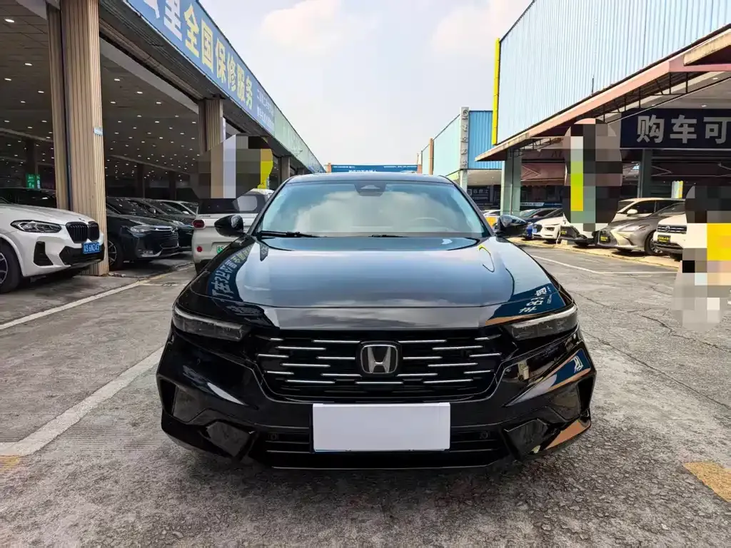 Honda Accord — фото 7