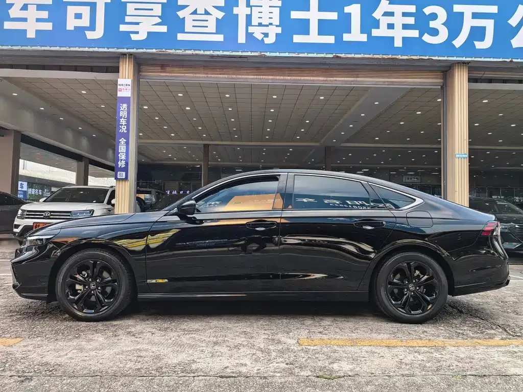 Honda Accord — фото 5