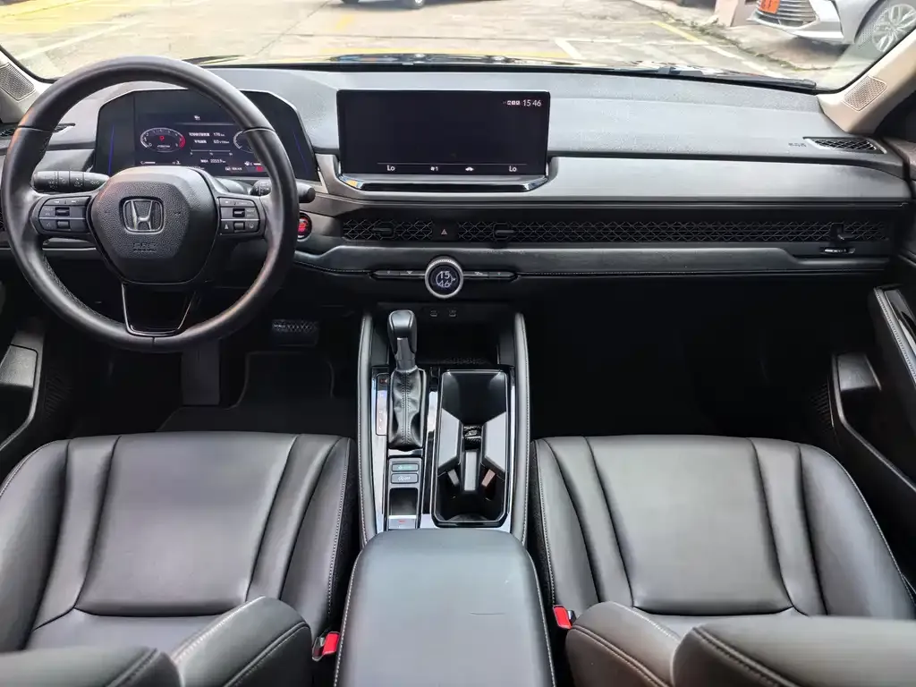 Honda Accord — фото 3