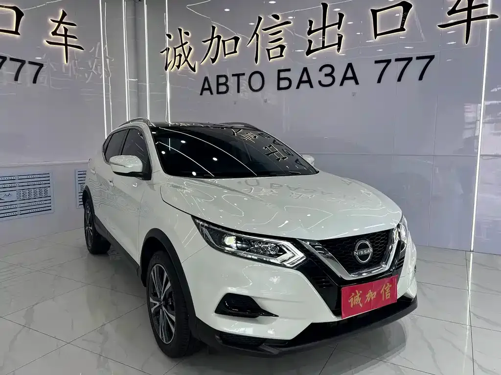 Nissan Qashqai — фото 8