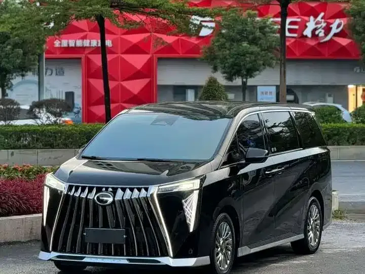 GAC Motor Trumpchi M8 — фото 1