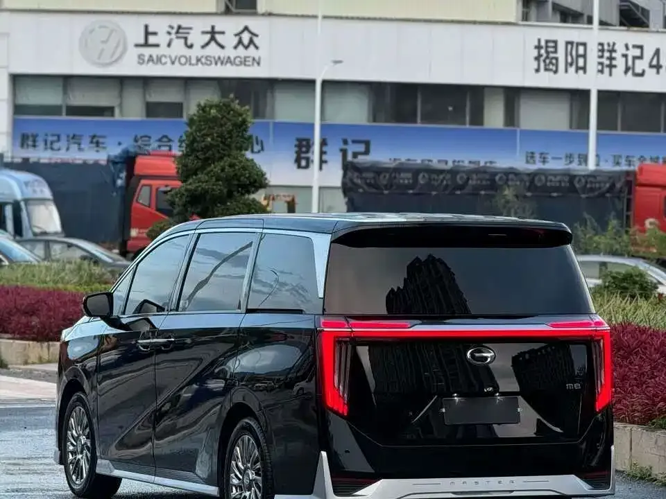 GAC Motor Trumpchi M8 — фото 8