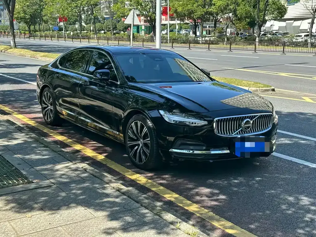 Volvo S90 — фото 7