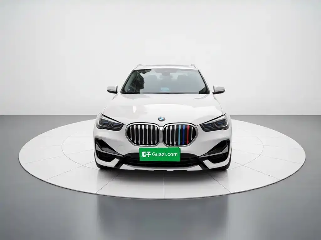 BMW X1 — фото 2