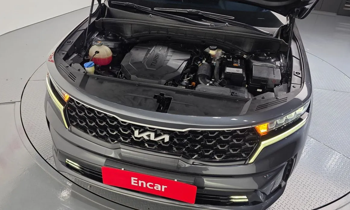 Kia Sorento — фото 8