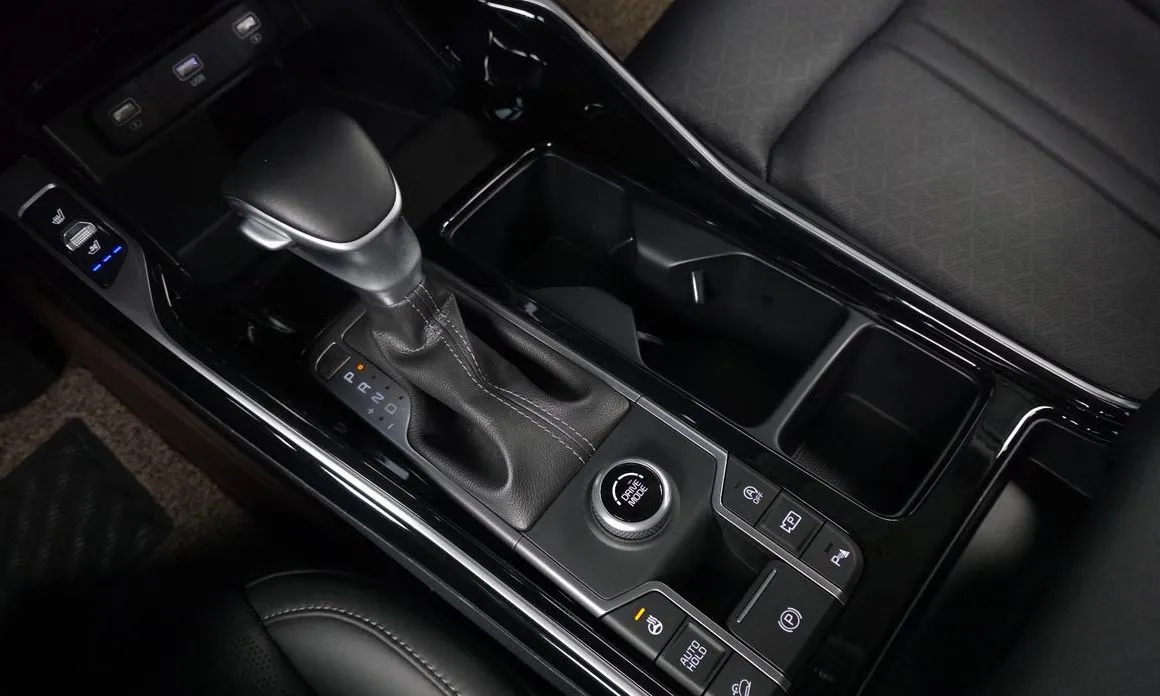 Kia Sorento — фото 7