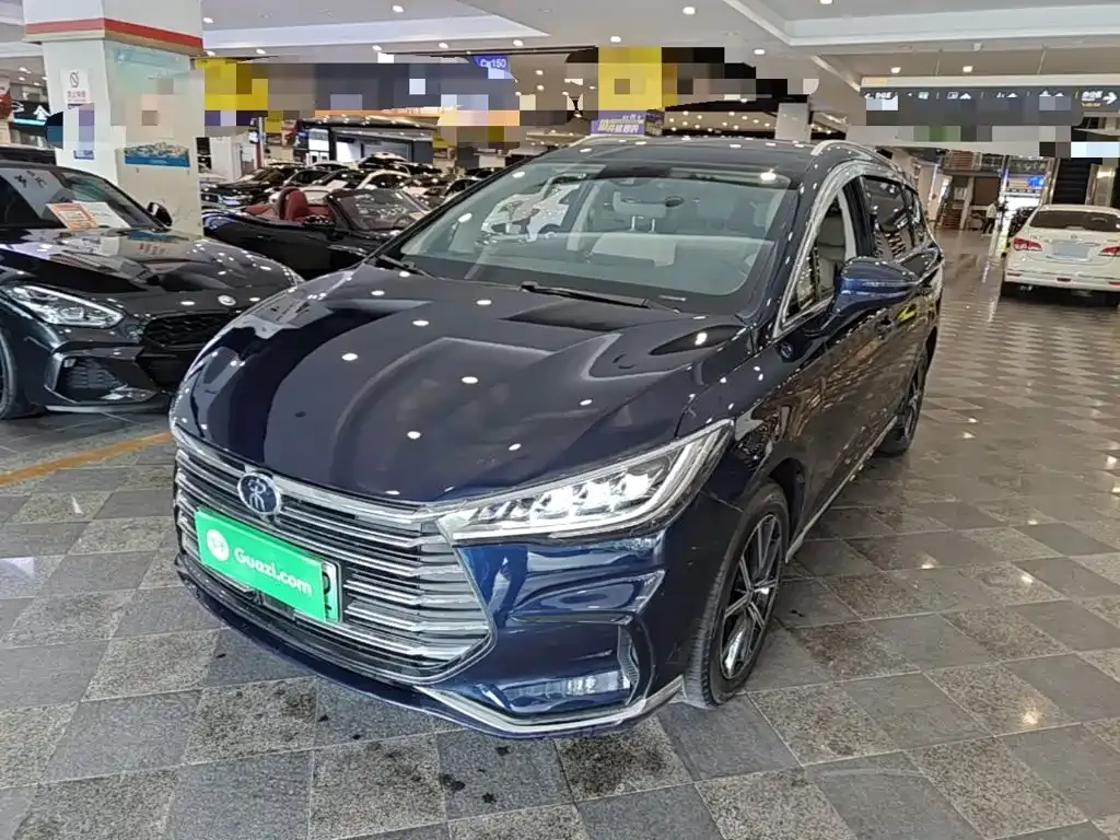 BYD MAX New Energy — фото 6