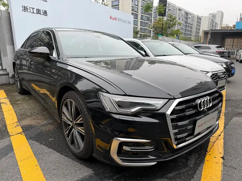 Audi A6L — фото 6