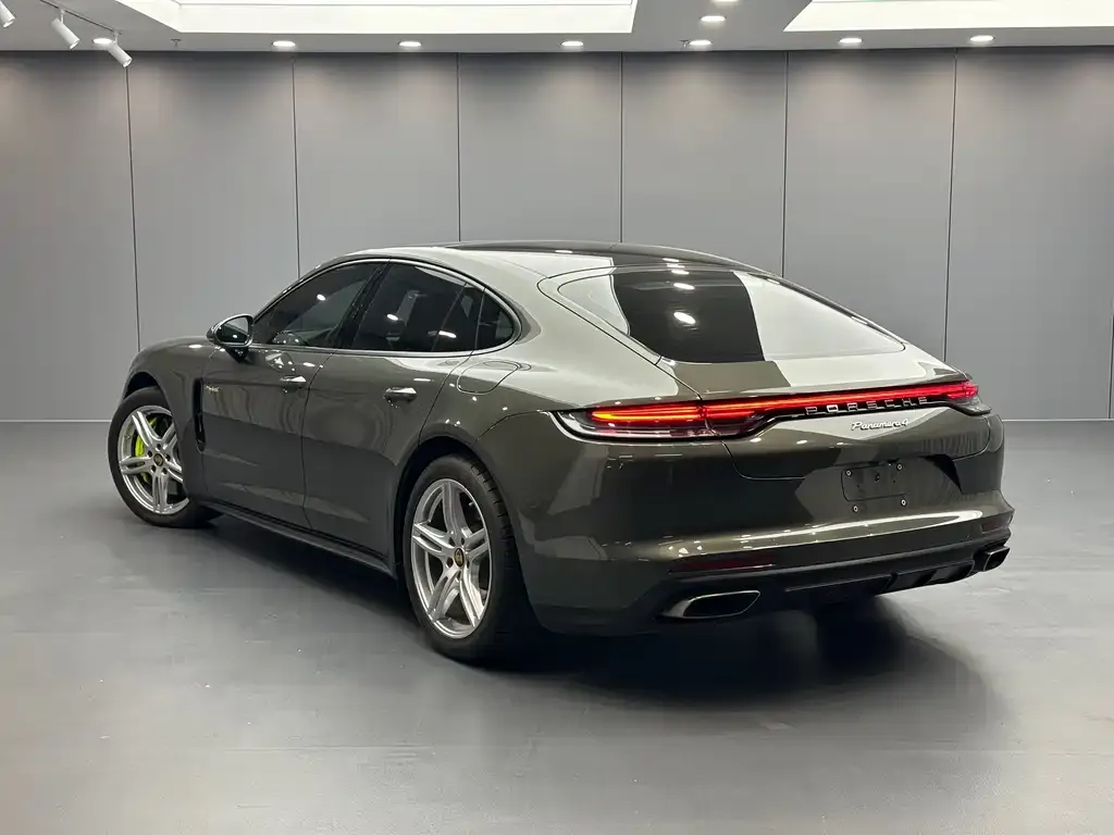 Porsche Panamera Hybrid — фото 9