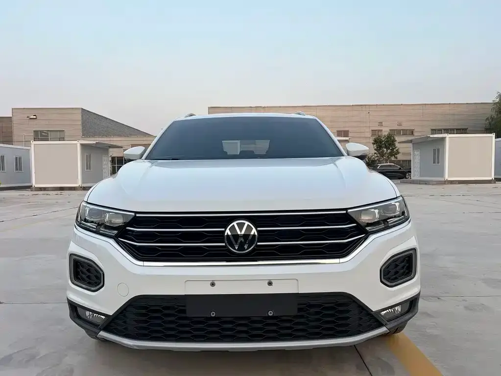 Volkswagen T-Roc — фото 3