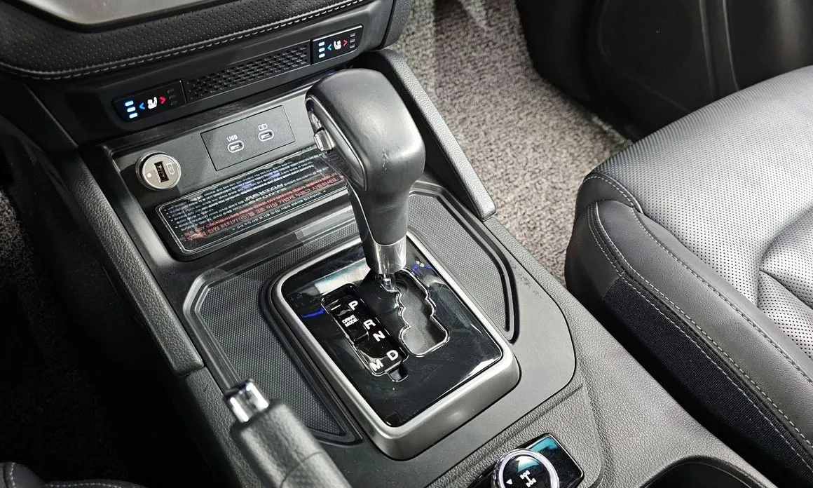KG Mobility (Ssangyong) Rexton — фото 9
