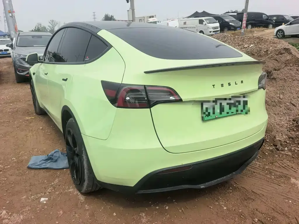 Tesla Model Y — фото 7