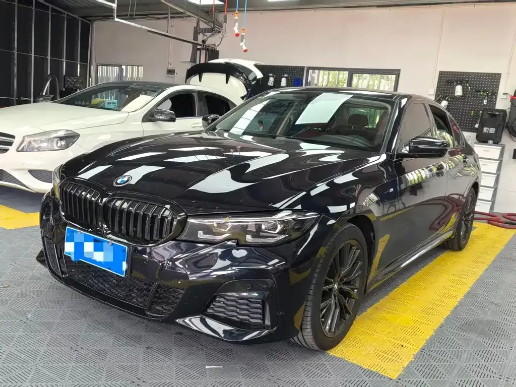BMW 3 Series — фото 1