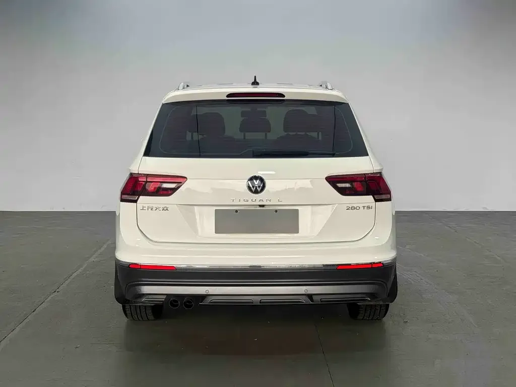 Volkswagen Tiguan L — фото 3