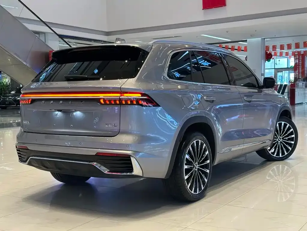 Geely Xingyue L — фото 10