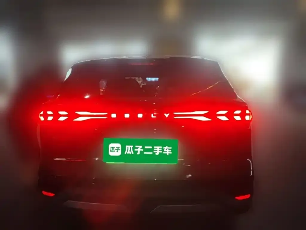 Geely Galaxy L7 — фото 9