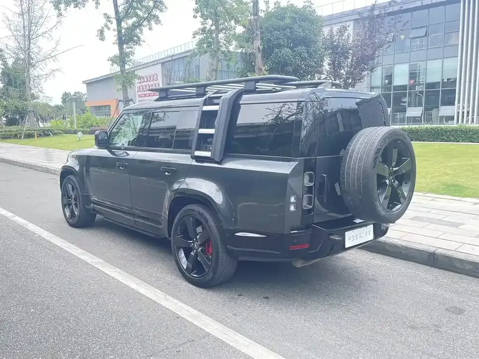 Land Rover Defender — фото 6