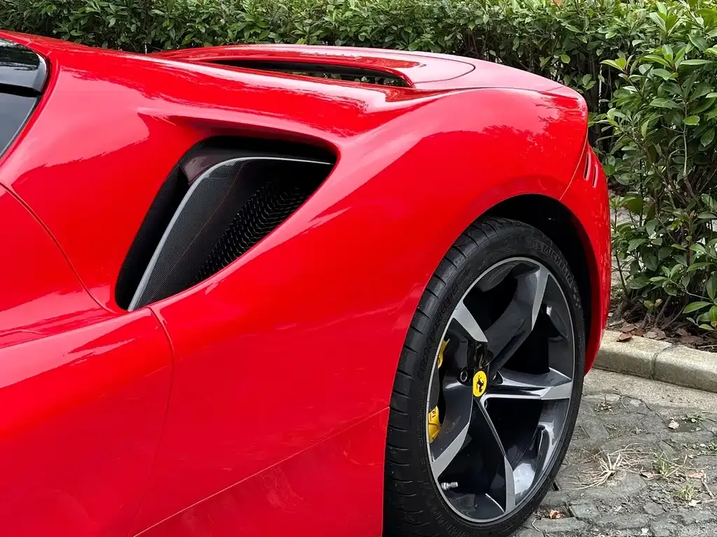 Ferrari SF90 — фото 7