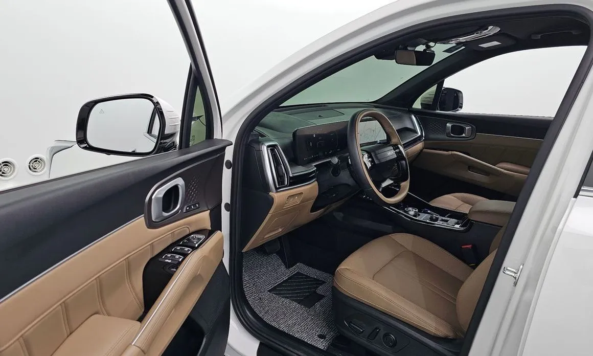 Kia Sorento — фото 7