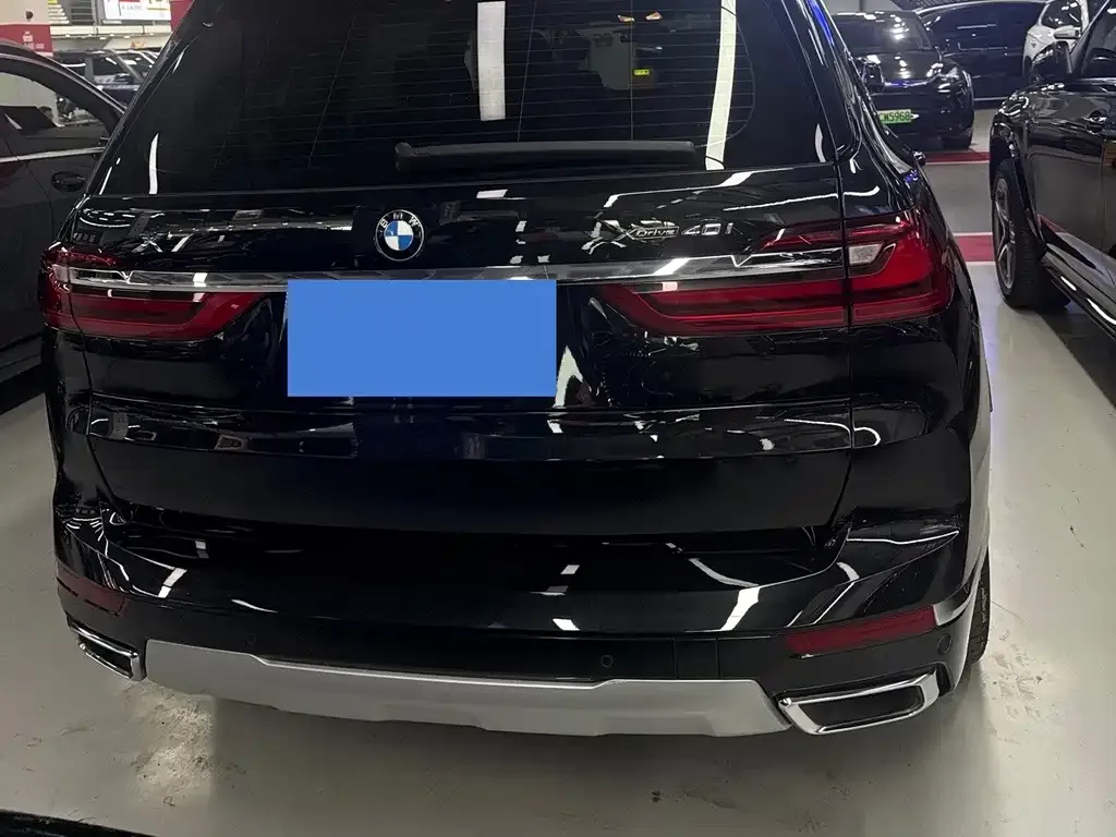 BMW X7 — фото 4