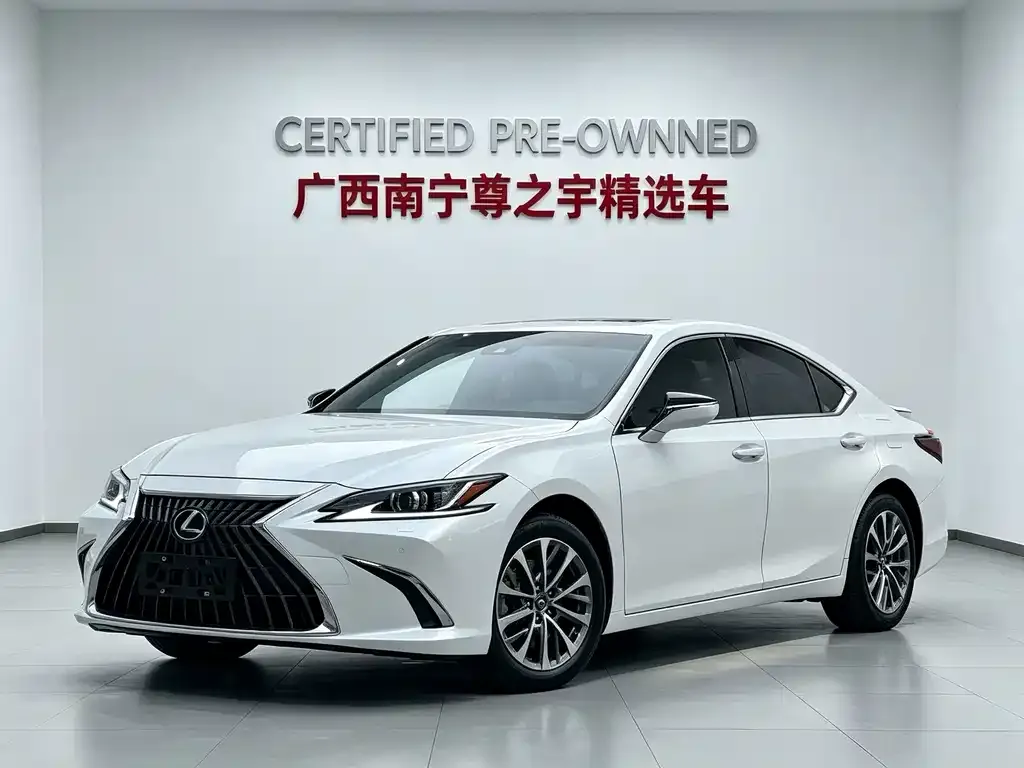Lexus ES — фото 1