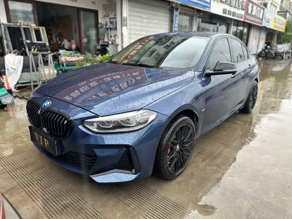 BMW 1 Series — фото 1