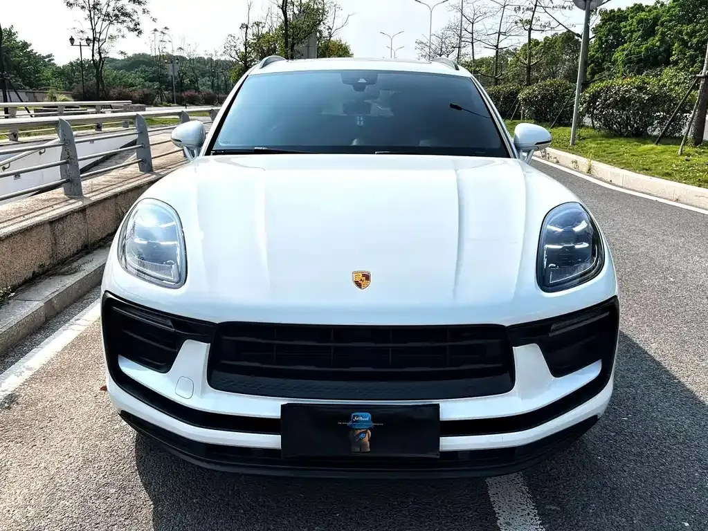 Porsche Macan — фото 10