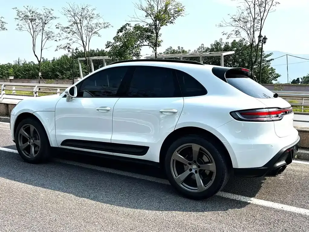 Porsche Macan — фото 8