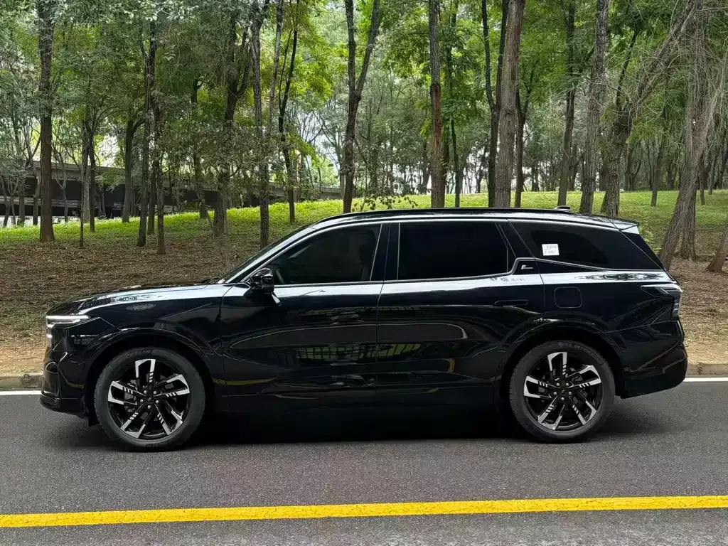Ford Edge — фото 10