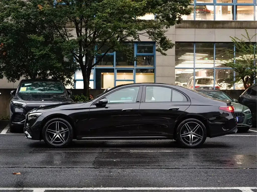 Mercedes-Benz E-Class (Import) — фото 8