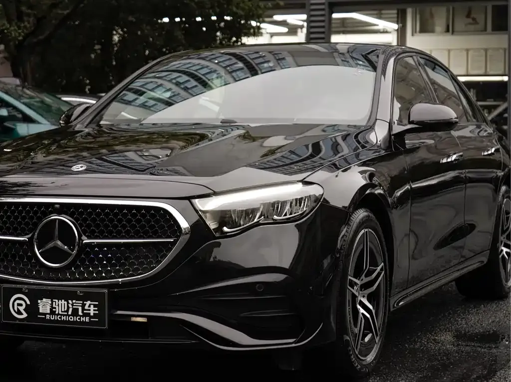 Mercedes-Benz E-Class (Import) — фото 9