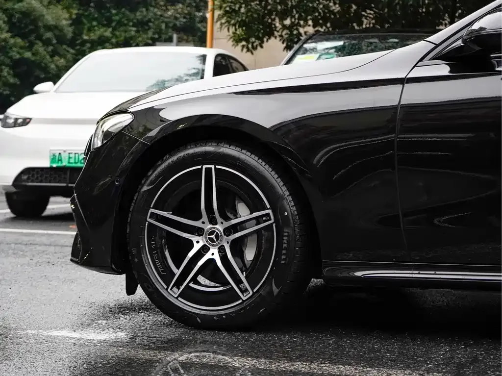 Mercedes-Benz E-Class (Import) — фото 10