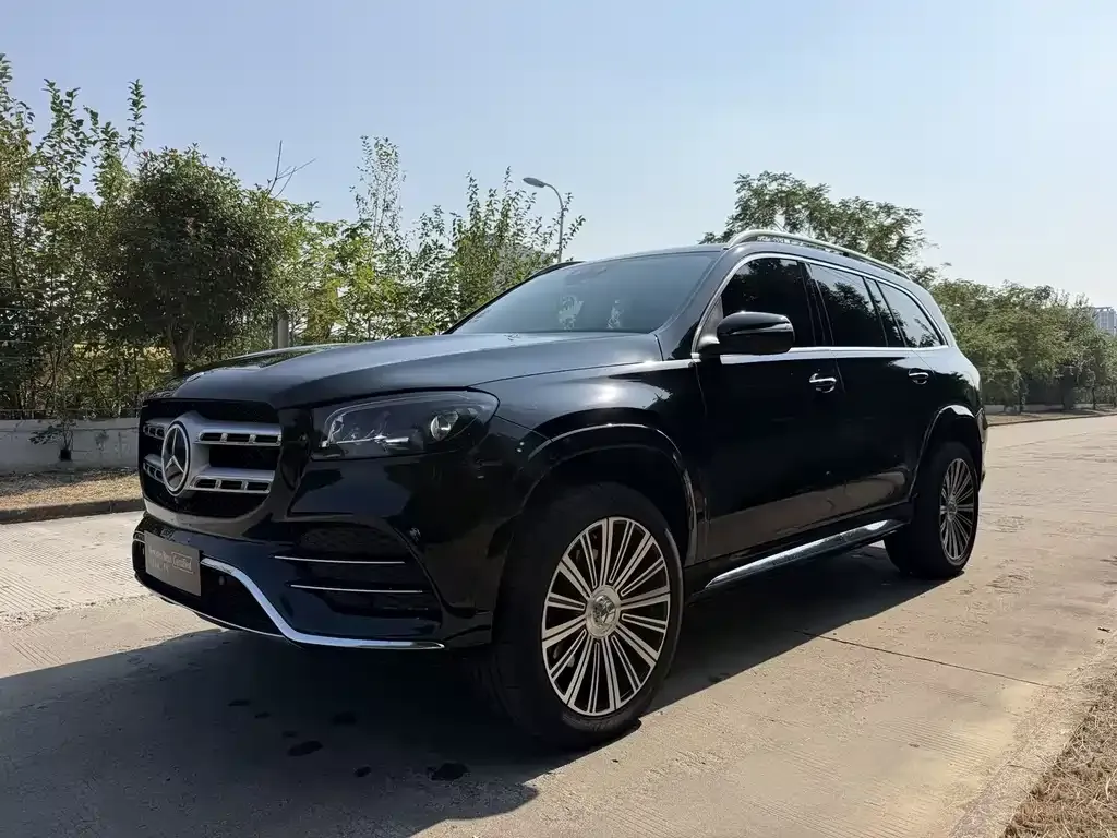 Mercedes-Benz GLS — фото 1