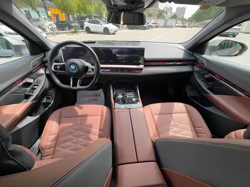 BMW i5 — фото 4