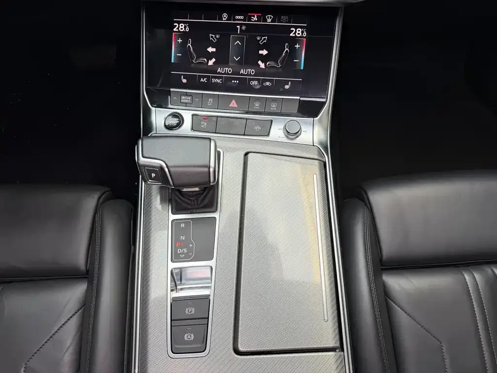 Audi A7 — фото 10