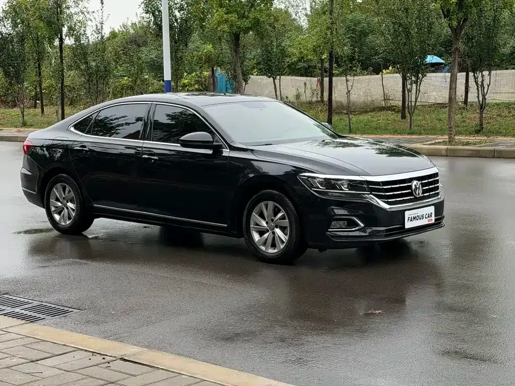 Volkswagen Passat — фото 5