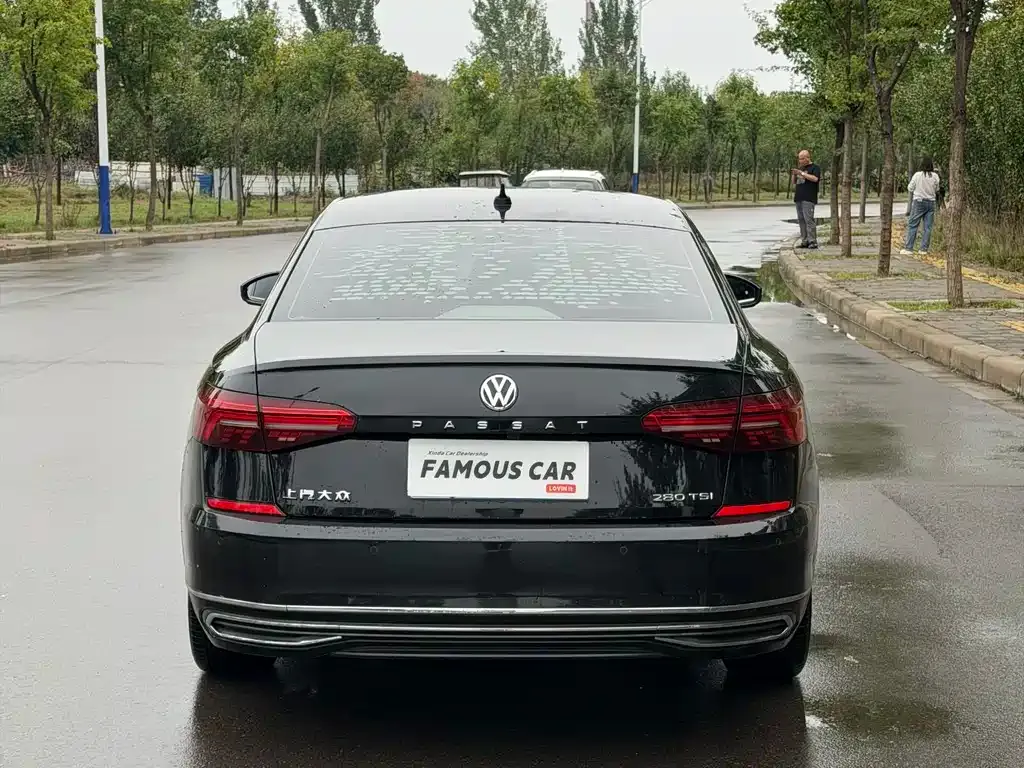 Volkswagen Passat — фото 6