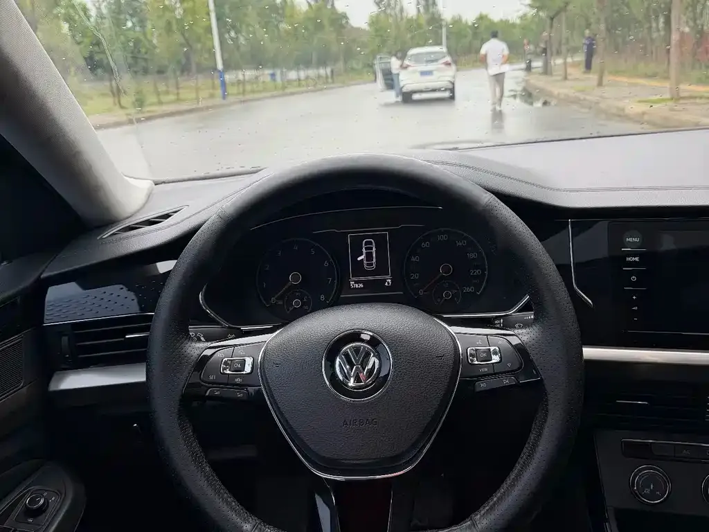 Volkswagen Passat — фото 8