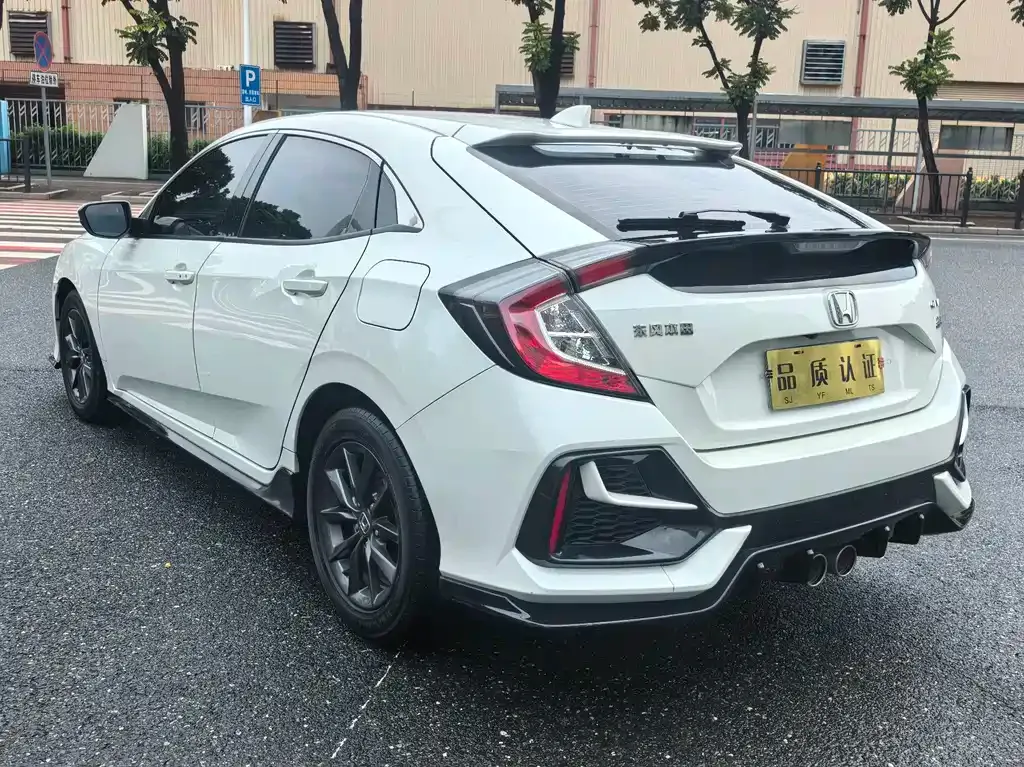 Honda Civic — фото 8