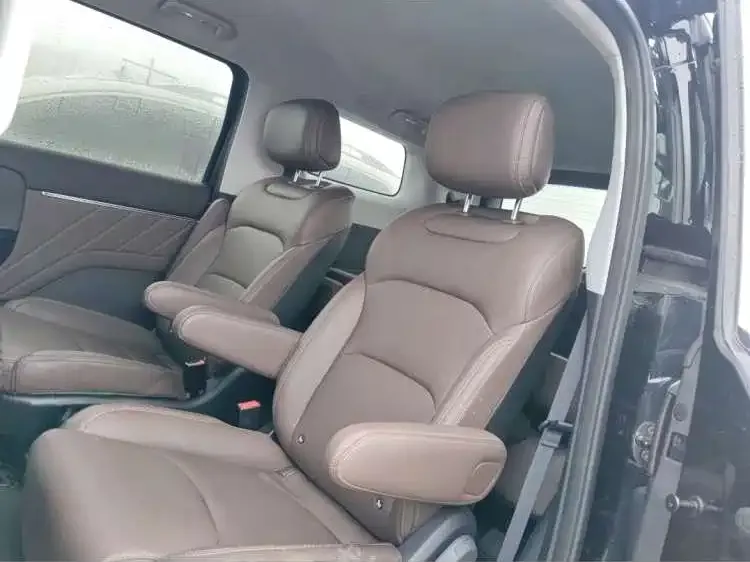 Wuling Xingguang 730 New Energy — фото 2