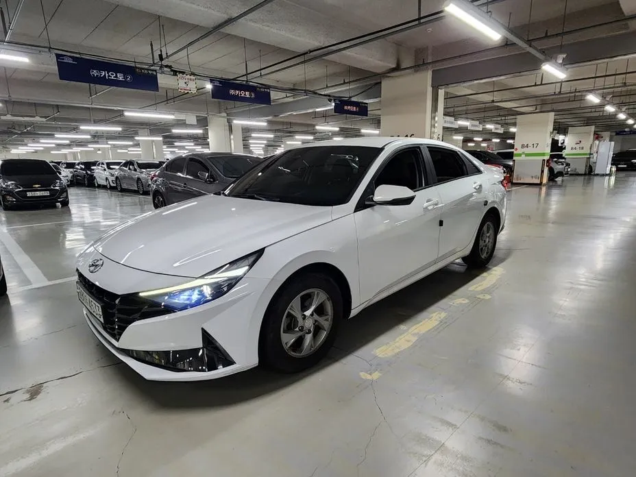 Hyundai AVANTE — фото 3