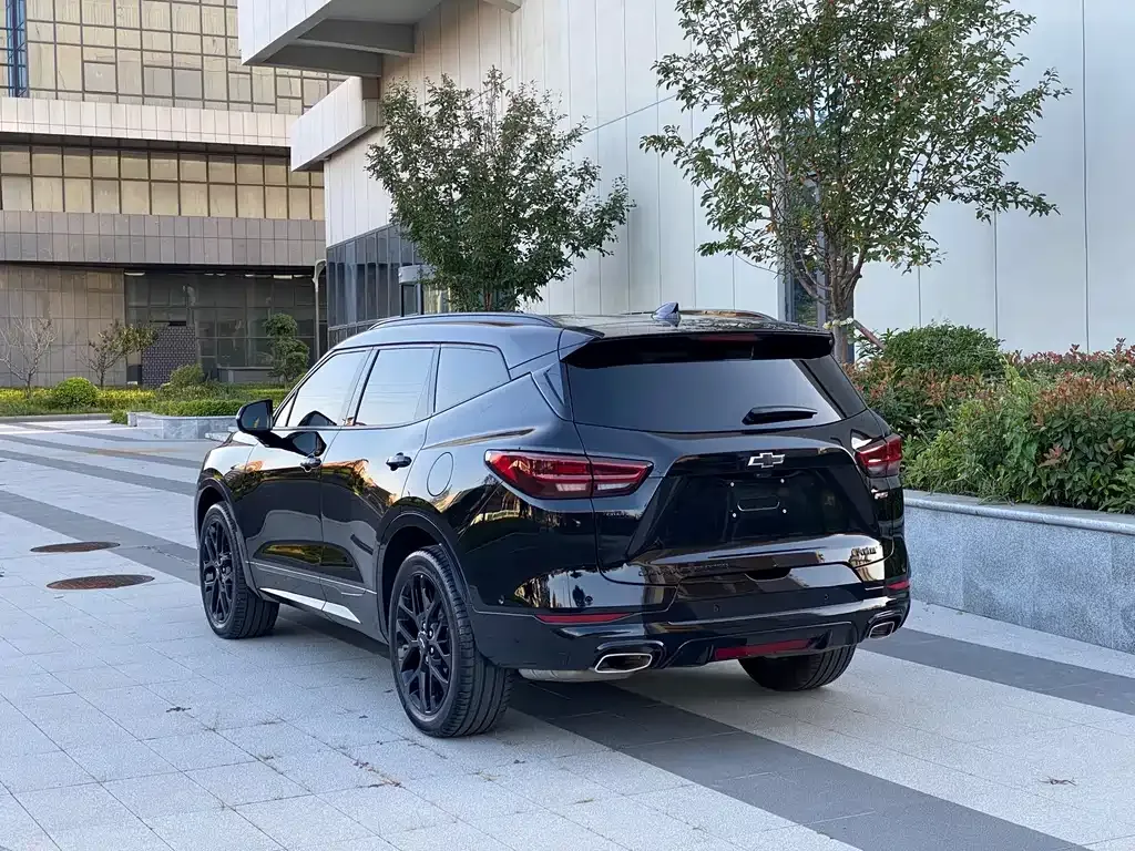 Chevrolet Blazer — фото 10