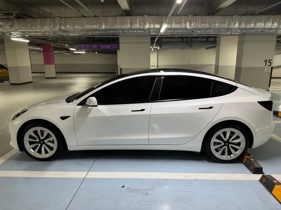 Tesla Model 3 — фото 4