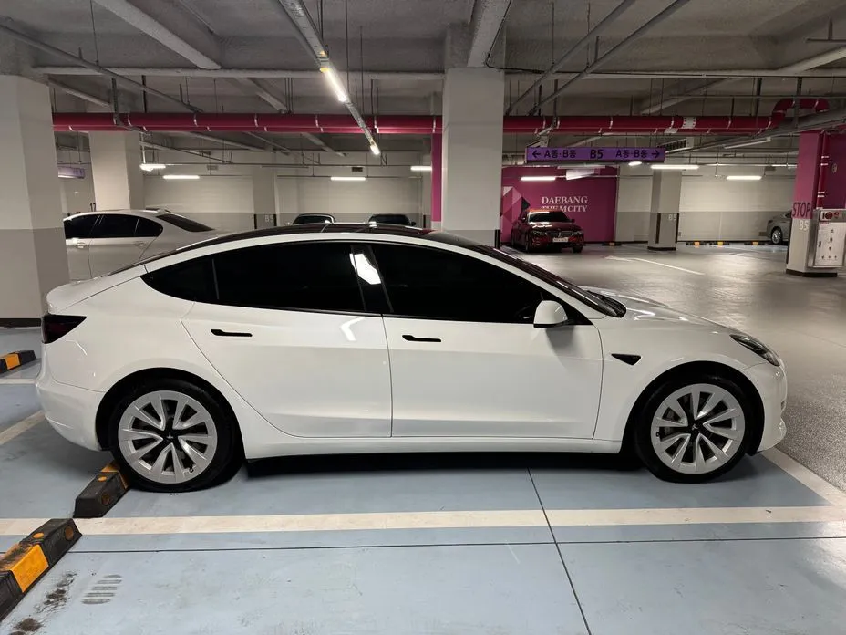 Tesla Model 3 — фото 5