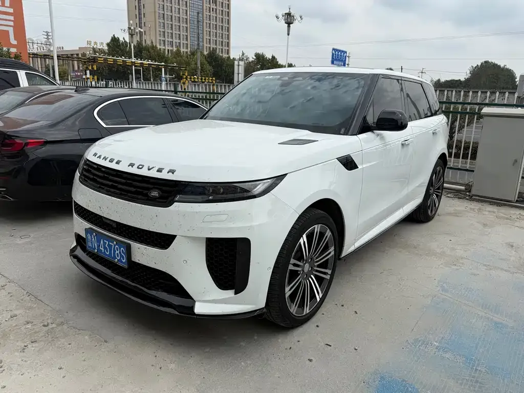 Land Rover Sport — фото 1