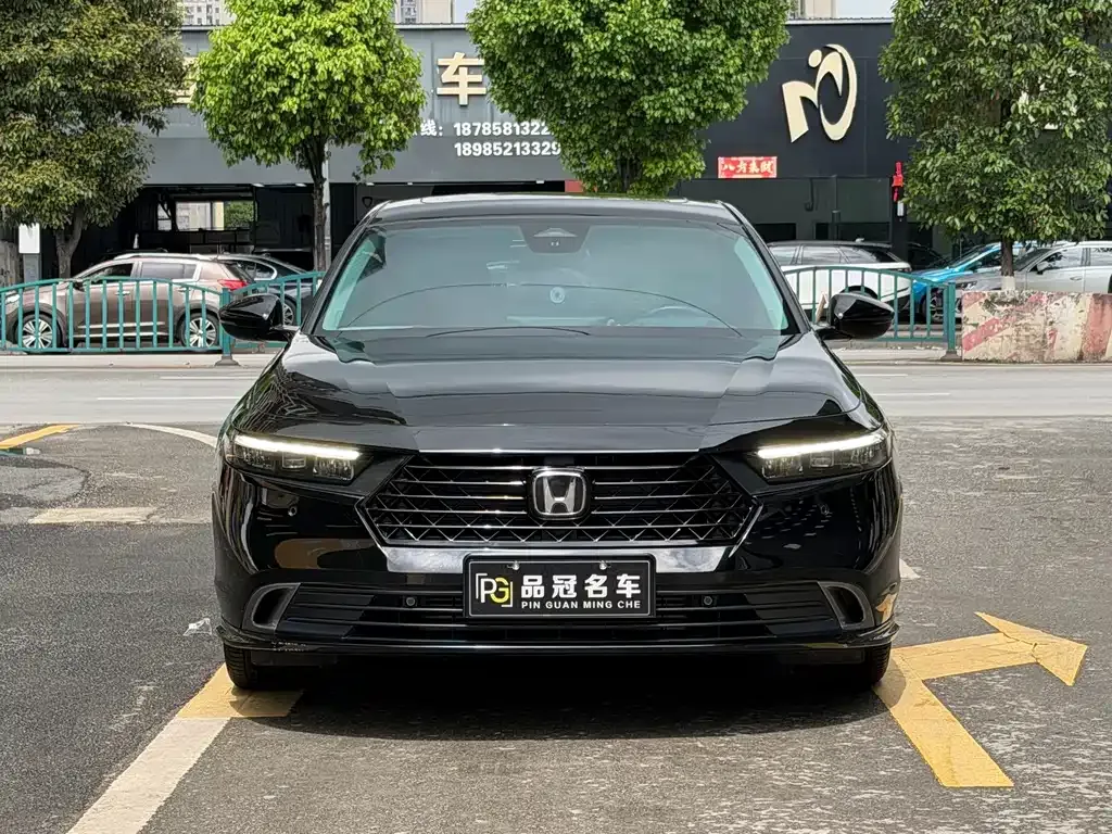 Honda Accord — фото 6